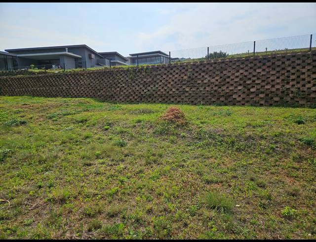 334M² VACANT LAND FOR SALE IN SIBAYA PRECINCT